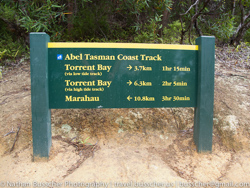 Abel Tasman - kayak and hike